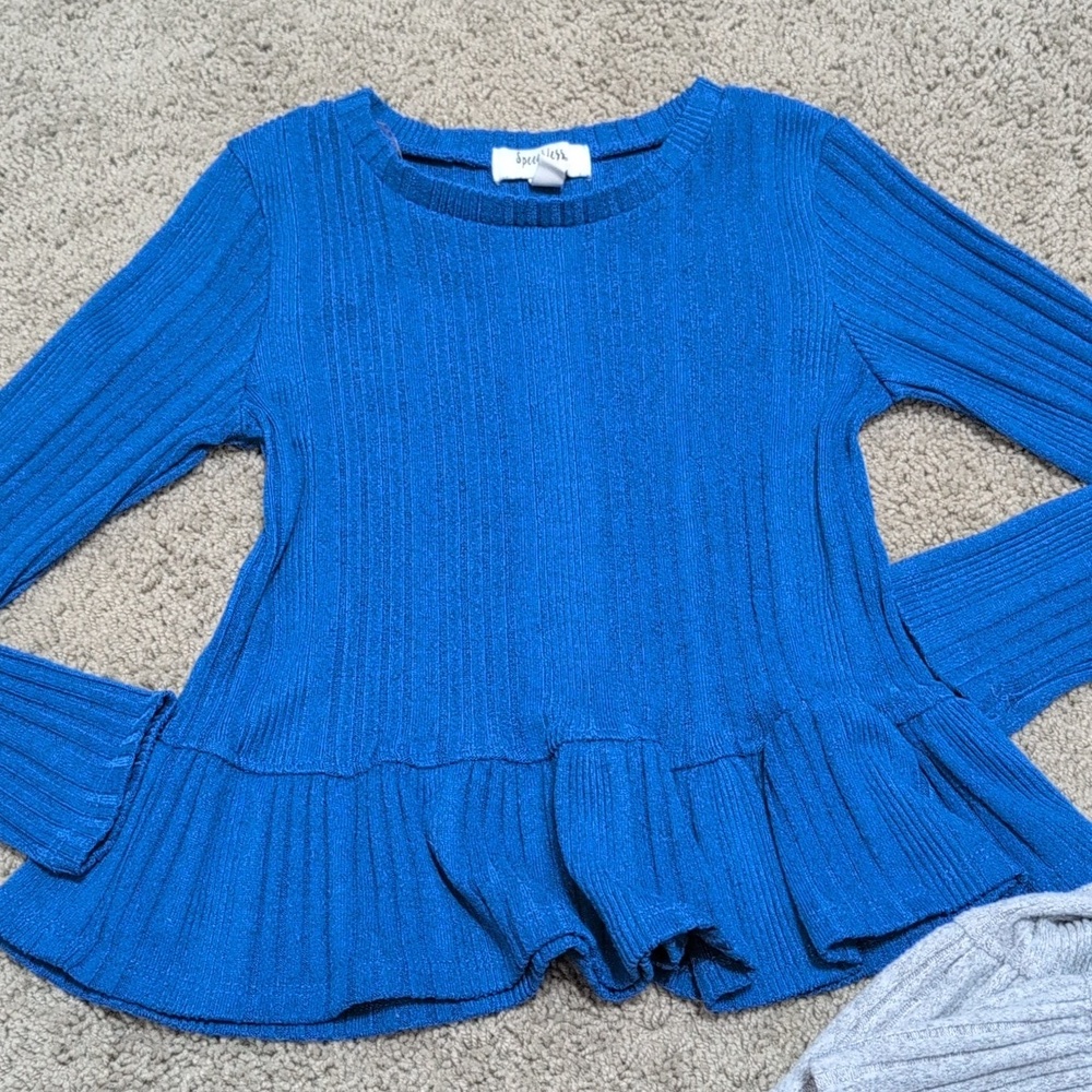 Pair Of Peplum Sweater Tops Girls Size Small Blue And Gray - Picture 5 of 9